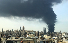 В порту Бейрута вспыхнул сильный пожар