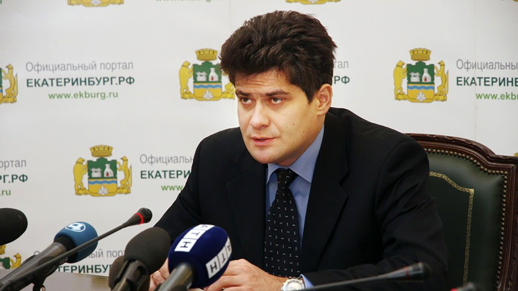 Мэр Екатеринбурга Высокинский призвал усилить масочный режим