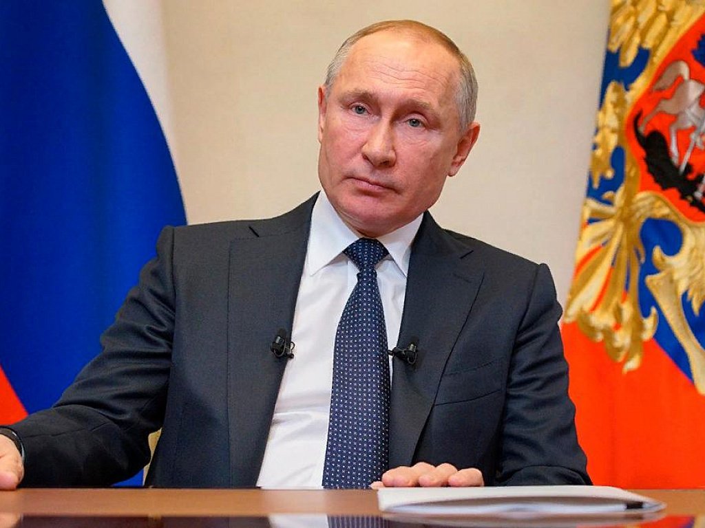 Путин назвал несерьезными разговоры о полном закрытии школ