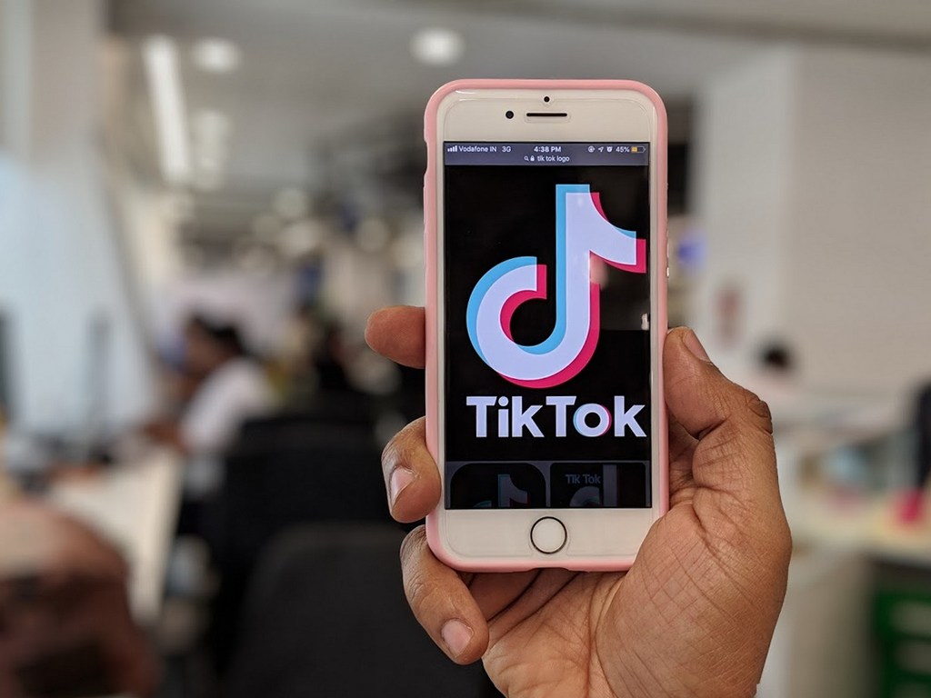 США снова отложили запрет TikTok