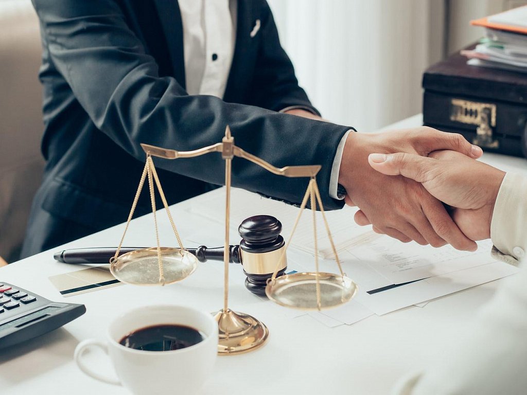 Как выбрать подходящего юриста: важные советы