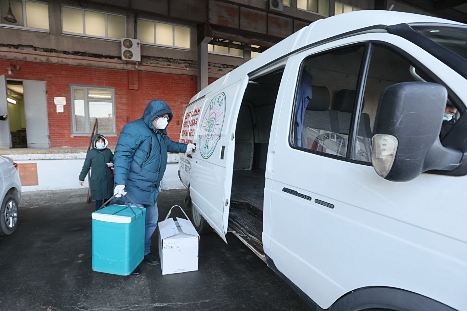 В Первоуральск сегодня доставят вакцину от коронавируса