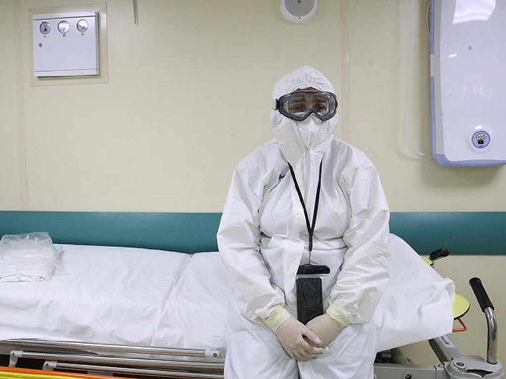 Врачи рассказали, сколько пациентов скончались от коронавируса за сутки в Свердловской области