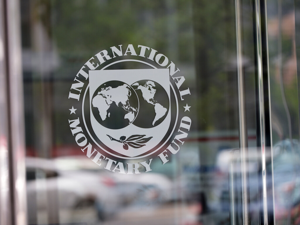 МВФ направил в Мьянму $350 млн до госпереворота
