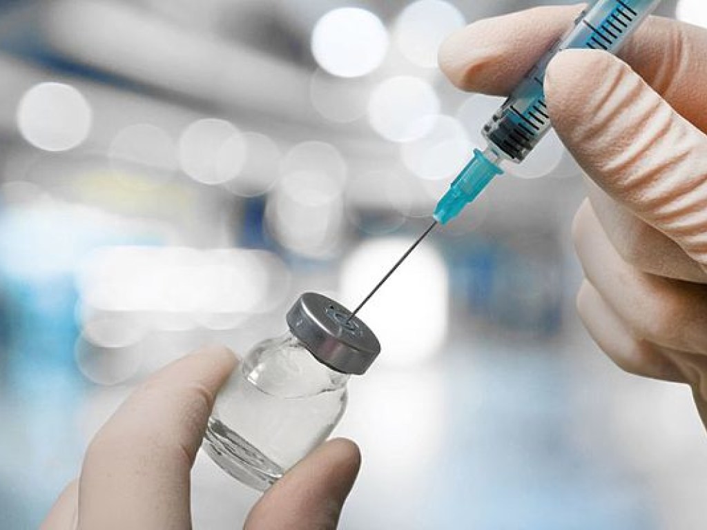 Россияне получат вакцину «Ковивак» в конце марта