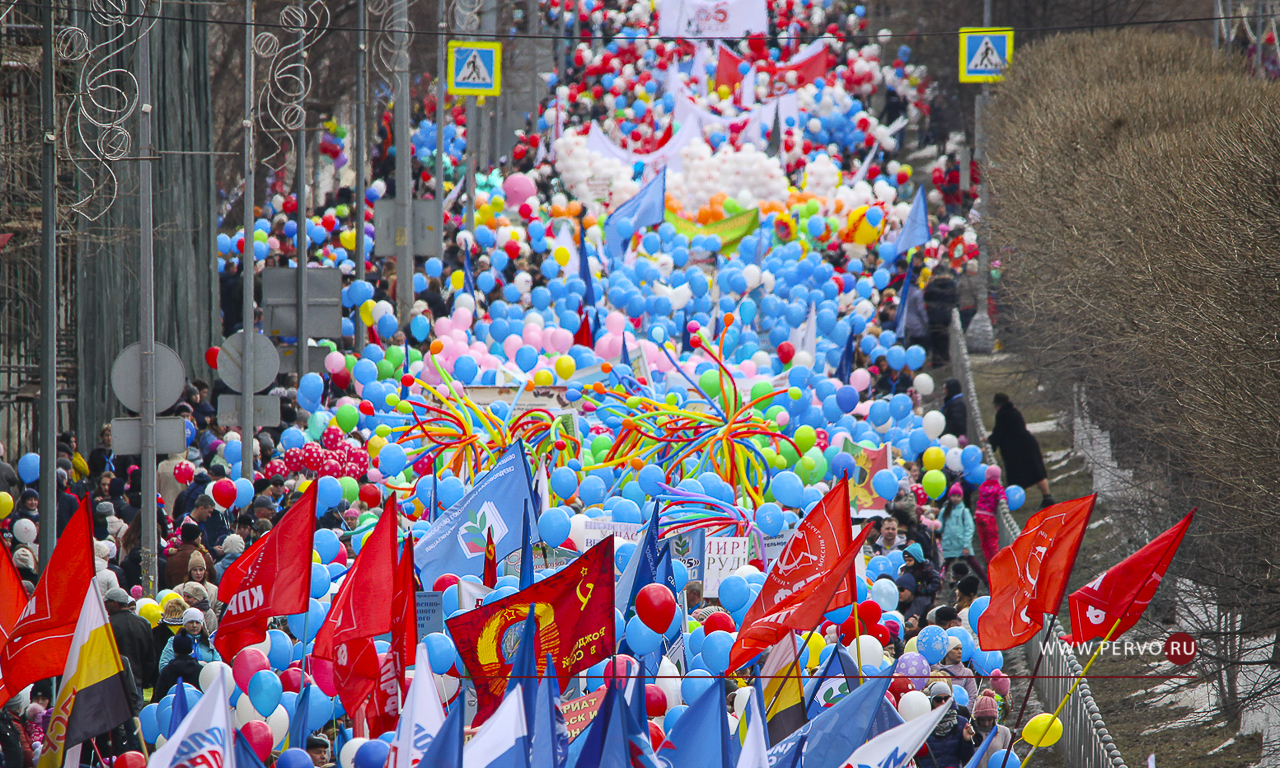 В Первоуральске начался прием заявок на участие в первомайской демонстрации