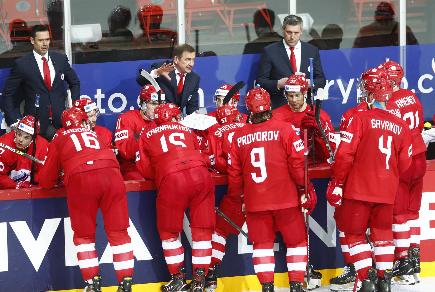 Комментатор Андронов назвал игру сборной России «фантастическим позорищем»