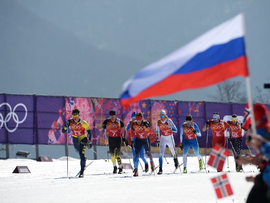 Союзу биатлонистов России разрешили вернуть цвета флага на логотип