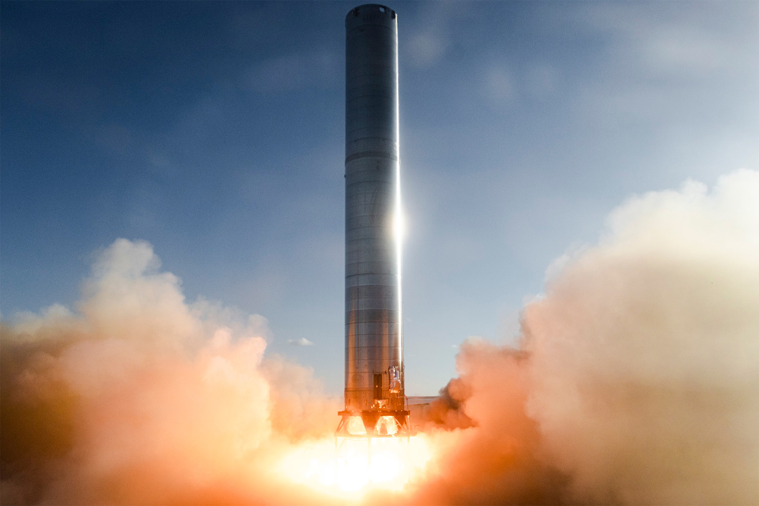 Компания Маска испытала двигатели ракеты для полетов на Марс