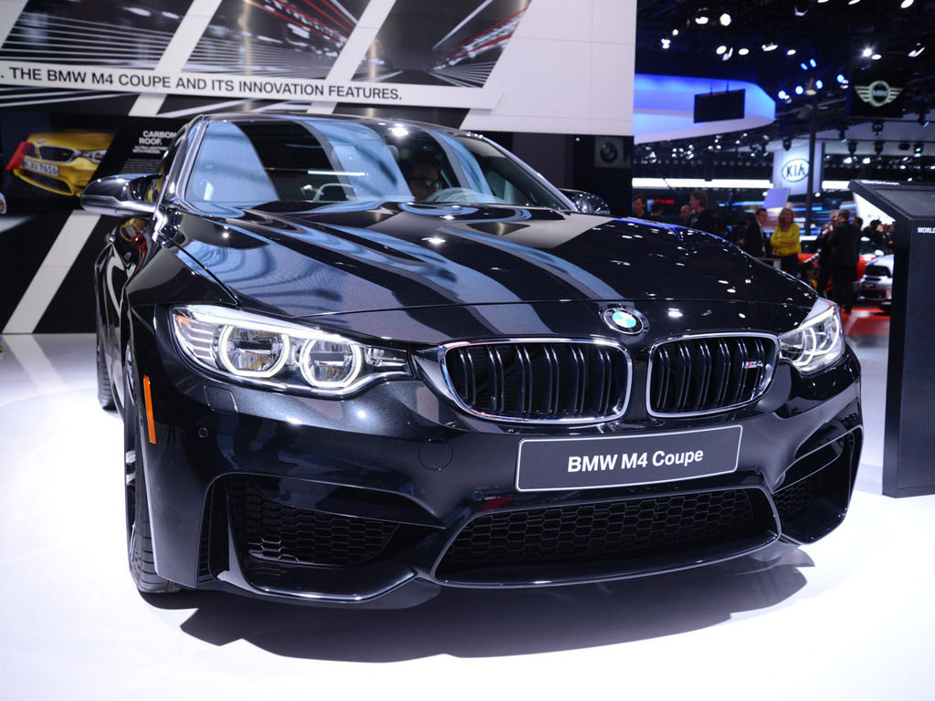 BMW повышает цены на автомобили в России в среднем на 1,8%
