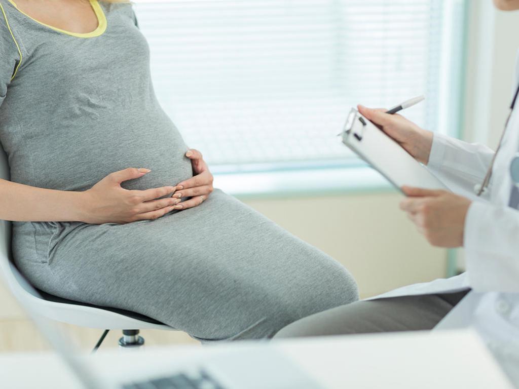 Услуги суррогатного материнства могут разрешить оказывать в госклиниках