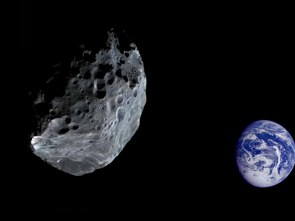 Астрономы рассказали о летящем к Земле потенциально опасном астероиде