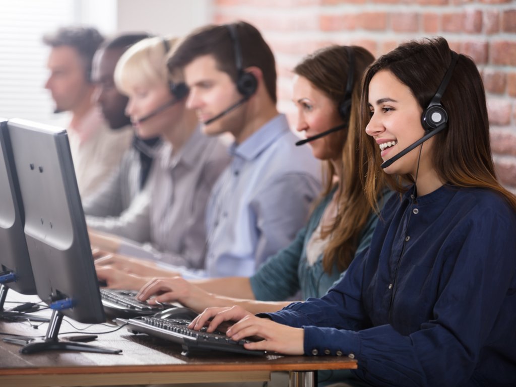 Услуги колл-центра — реальная возможность оптимизации коммуникации с клиентами и увеличения продаж.