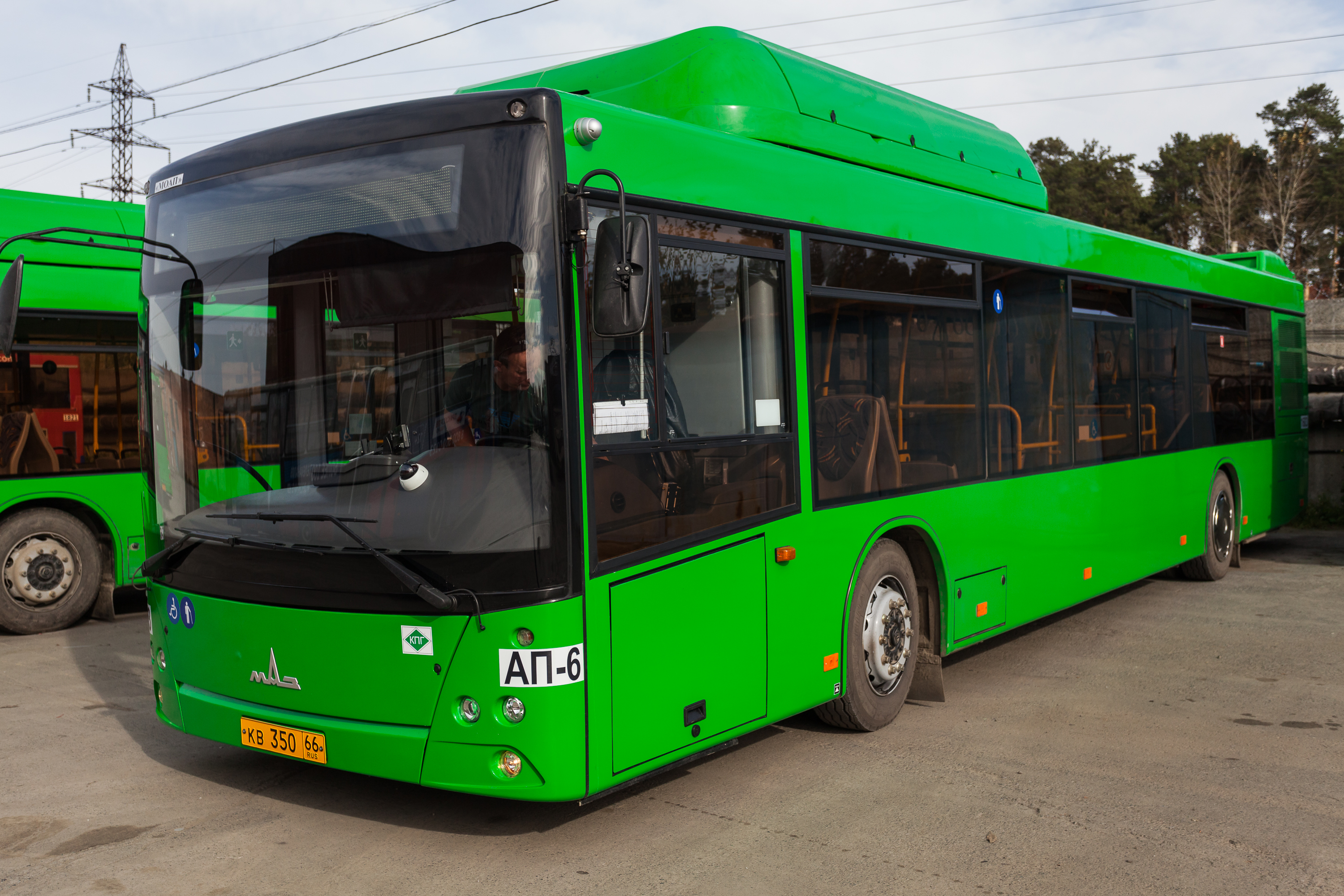 60 новых автобусов скоро выйдут на маршруты в Екатеринбурге