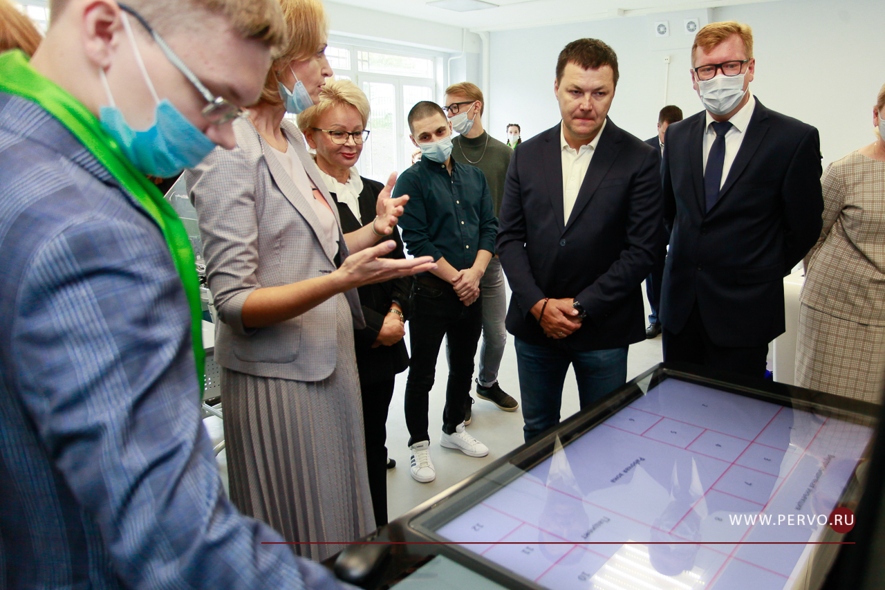 В Первоуральске открылся первый естественно-научный центр для будущих медиков