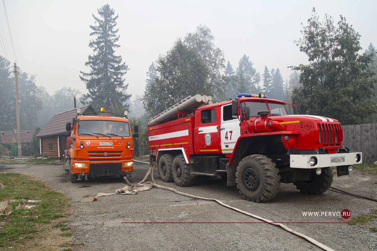 Спасатели получат премии за борьбу с пожарами