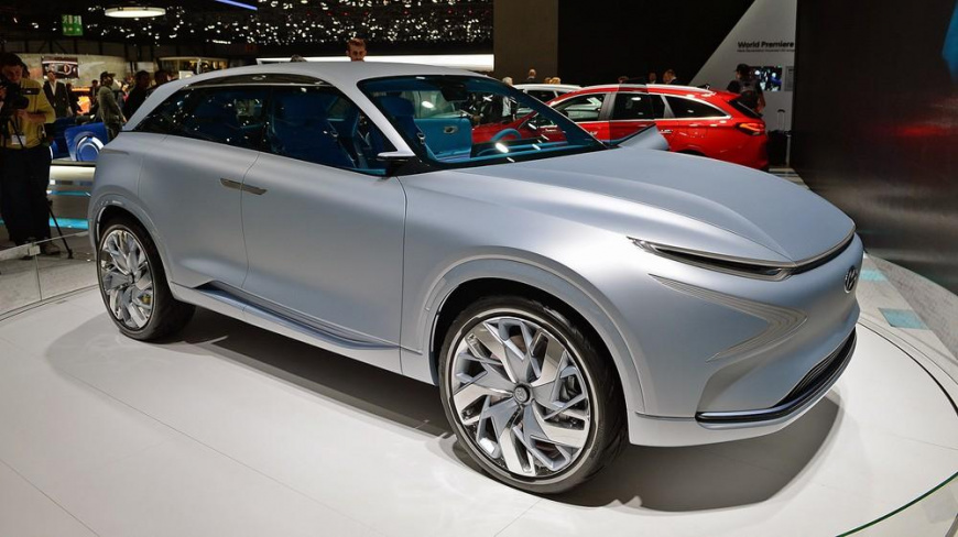 Hyundai показала 690-сильный водородный автомобиль
