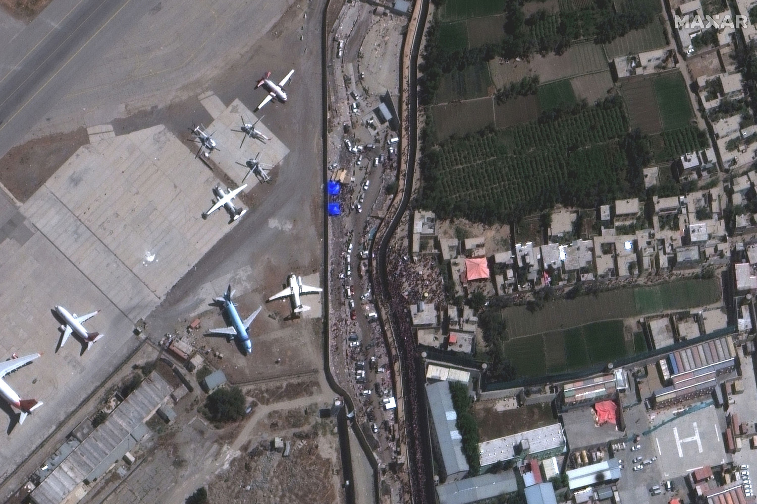 Международный аэропорт Кабула полностью возобновил работу
