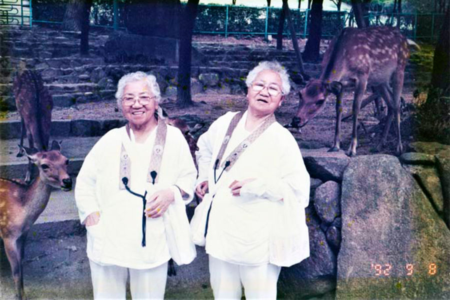 107-летние японки признаны старейшими близнецами в мире