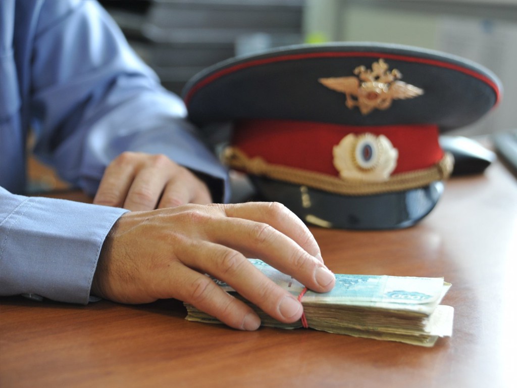 Замначальника отдела полиции в Екатеринбурге задержали по делу о коррупции
