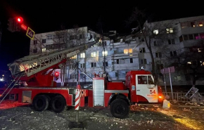 Пенсионера, в чьей квартире произошел взрыв, спасли из-под завалов в Татарстане