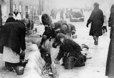 Пережившие блокаду Ленинграда получат выплаты
