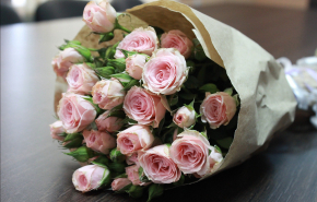 Почему стоит подарить букет роз на день рождения