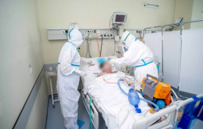 Японские ученые: Штамм «омикрон» вызывает более легкую пневмонию