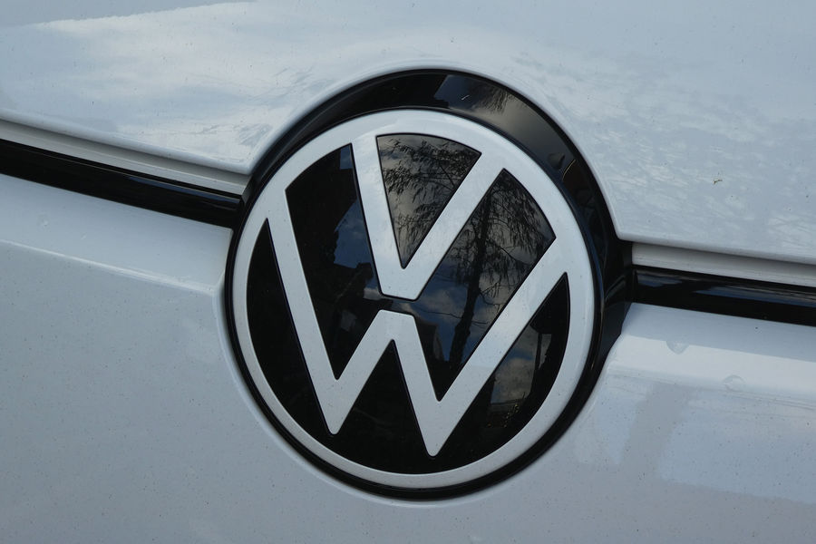 Заводы Volkswagen в России могут возобновить работу к лету