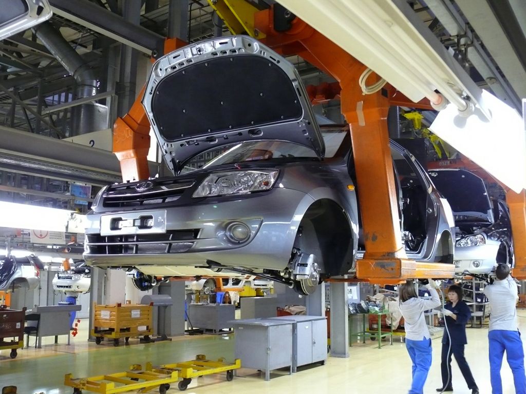 АВТОВАЗ не сможет выпускать модели LADA Largus, Xray и Vesta NG без участия Renault