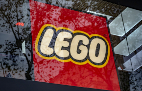 Россиянам назвали неожиданную выгоду инвестиций в Lego