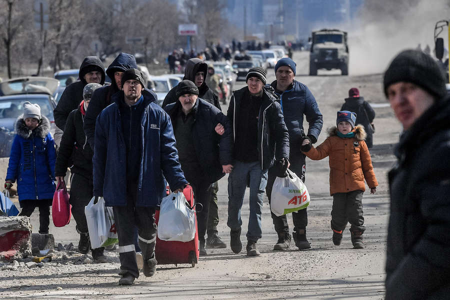 Более 1,3 млн беженцев из Донбасса и Украины прибыли в Россию
