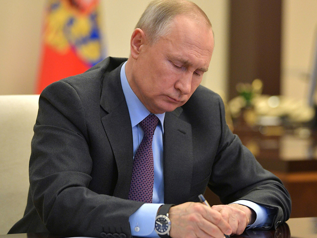 Путин заподозрил США в разработке биологического оружия на Украине