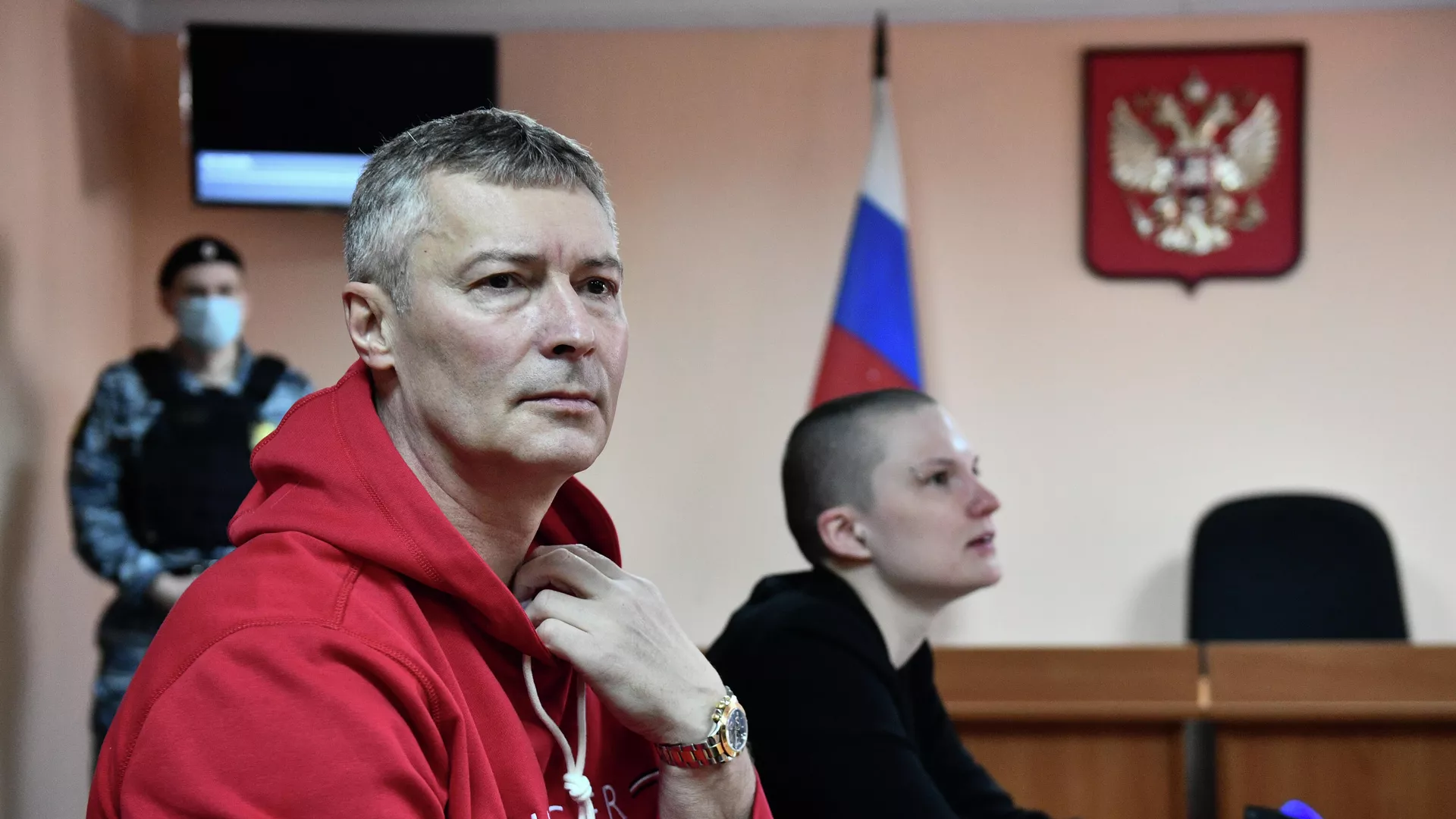Суд оштрафовал экс-мэра Екатеринбурга Ройзмана за неуважение к главе МИД Лаврову