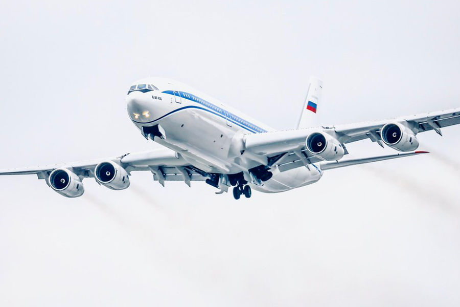 В РФ создали первую отечественную систему предупреждения столкновения самолетов