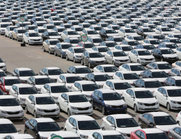 Китай и Корея неожиданно решили импортировать автомобили для граждан РФ