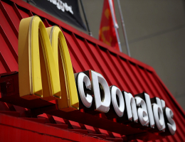 McDonald's возобновит работу в России под новым брендом