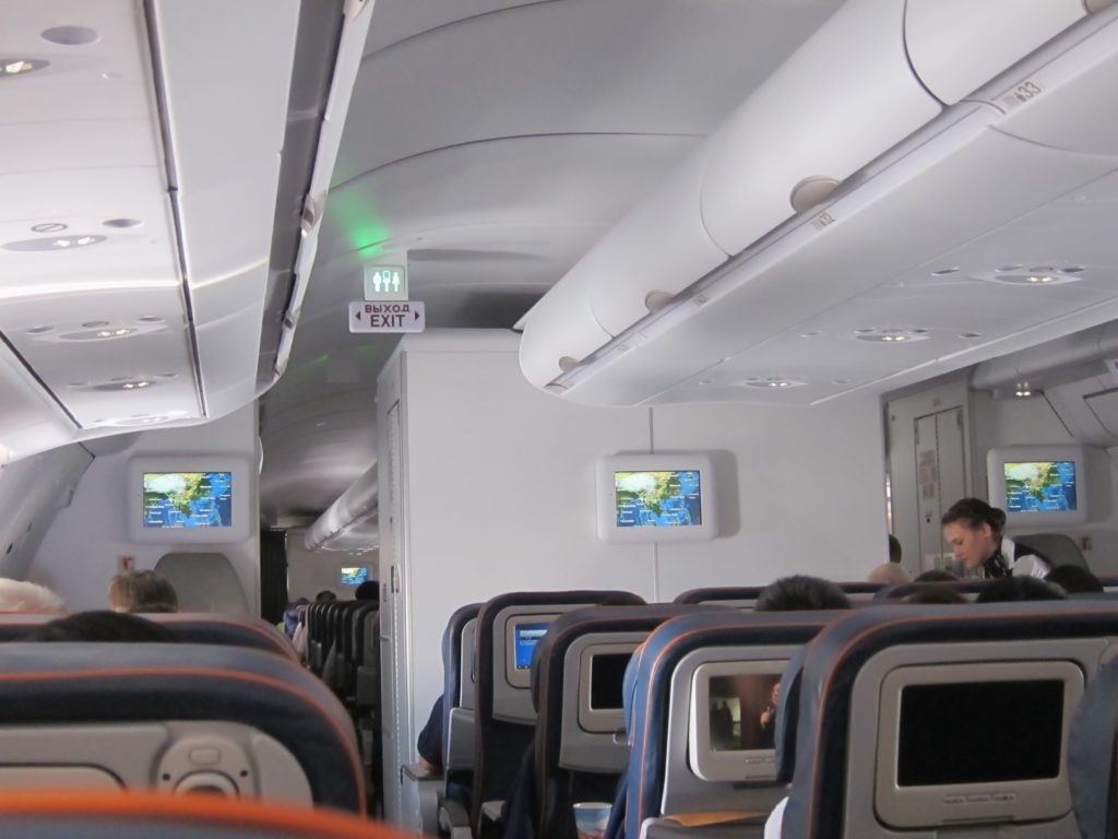 Россиян с задержанного Airbus A330 на Шри-Ланке заселили в отель
