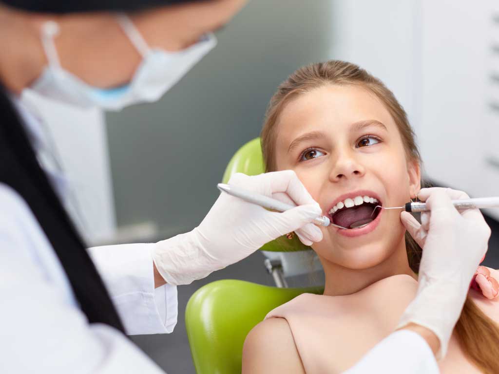 Когда необходимо удаление зубов взрослым и детям