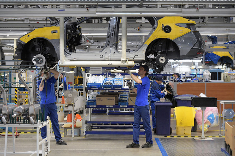 Беглов:заводы Nissan, Hyundai и Toyota могут заработать с восстановлением цепочек поставок