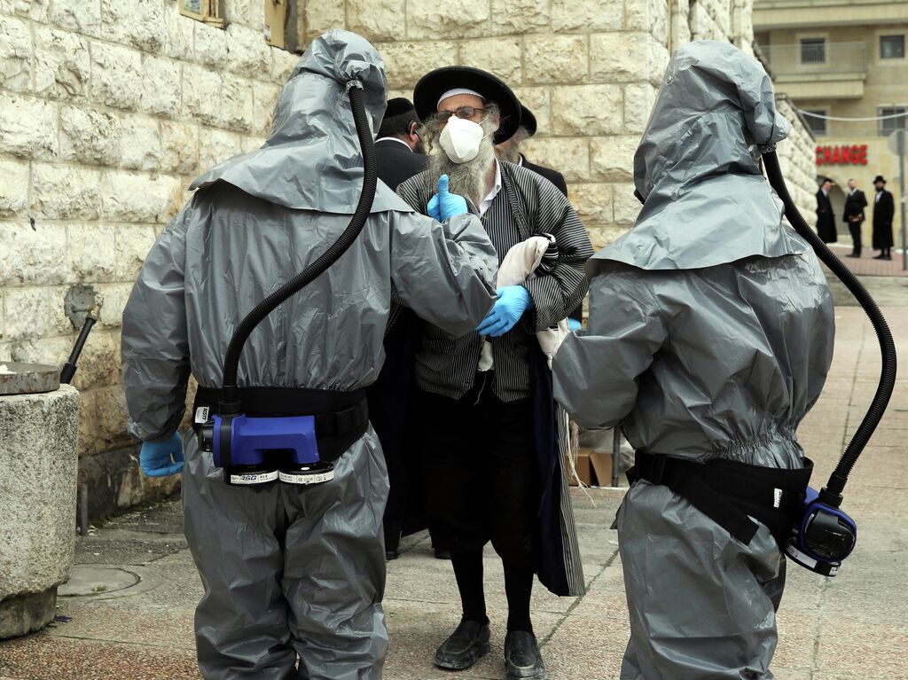 Израиль объявил о новой волне коронавируса