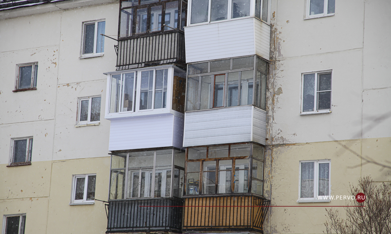 Правила и штрафы за остекление балконов с 1 марта 2022