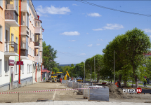 Реконструкция аллеи на проспекте Ильича и строительство спортивной площадки