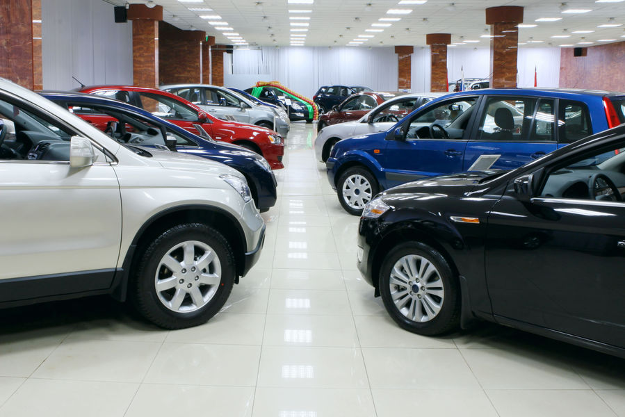 Мантуров заявил о стабилизации цен на автомобили в России