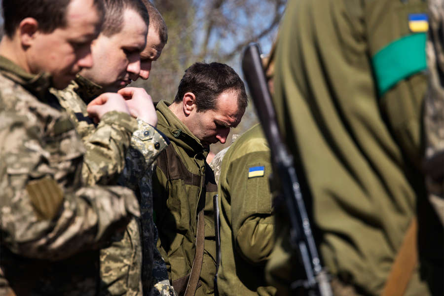 На Украине военнообязанным запретят покидать место жительства в военное время