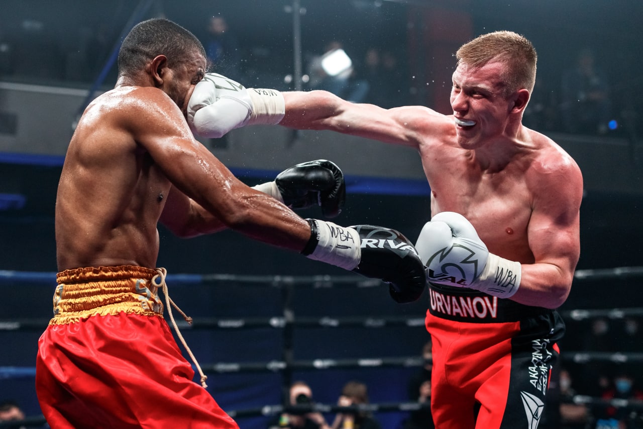 Бой Марка Урванова и Дмитрия Хасиева возглавит вечер бокса от RCC Boxing Promotion