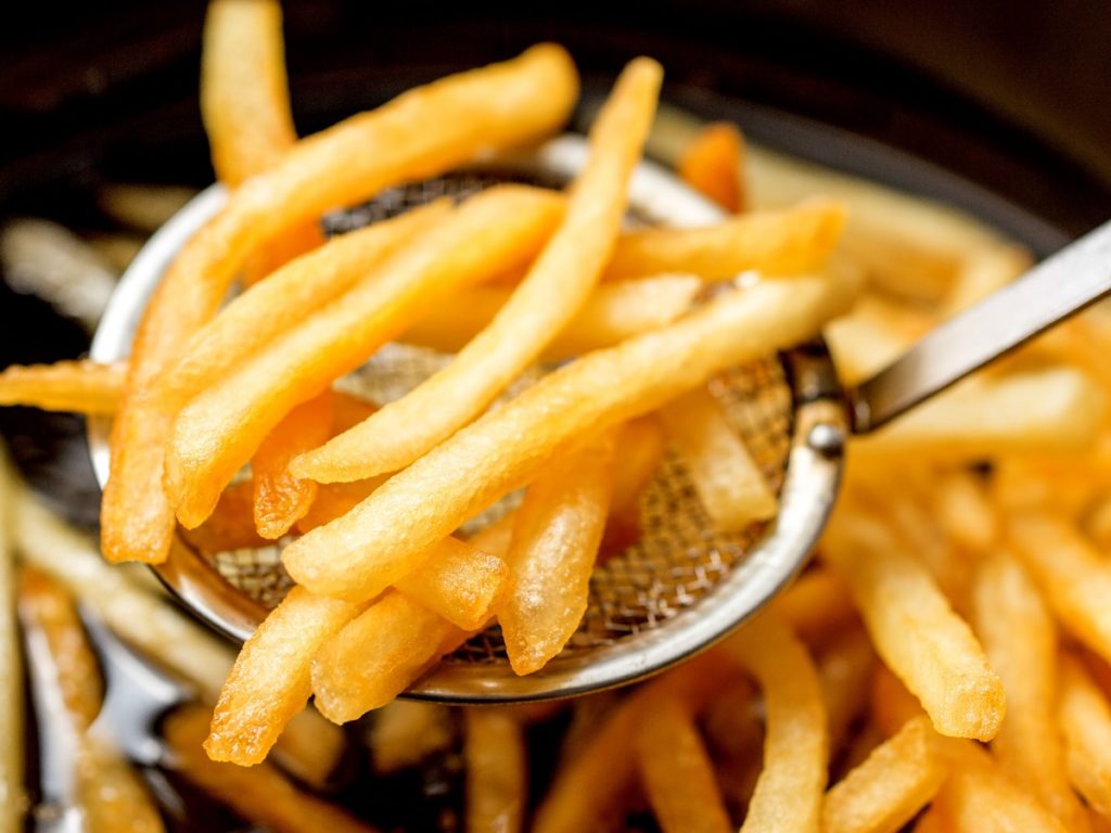 Во «Вкусно — и точка» объяснили проблемы с картошкой фри