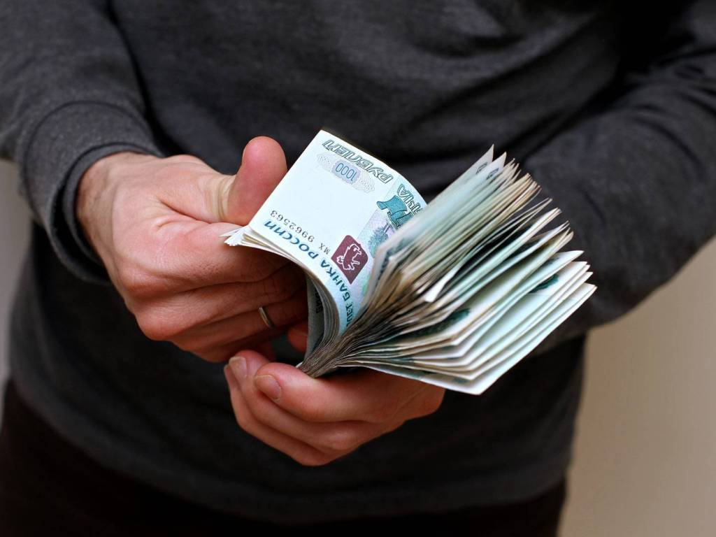 Средний Урал опередил Подмосковье по уровню зарплат руководителей