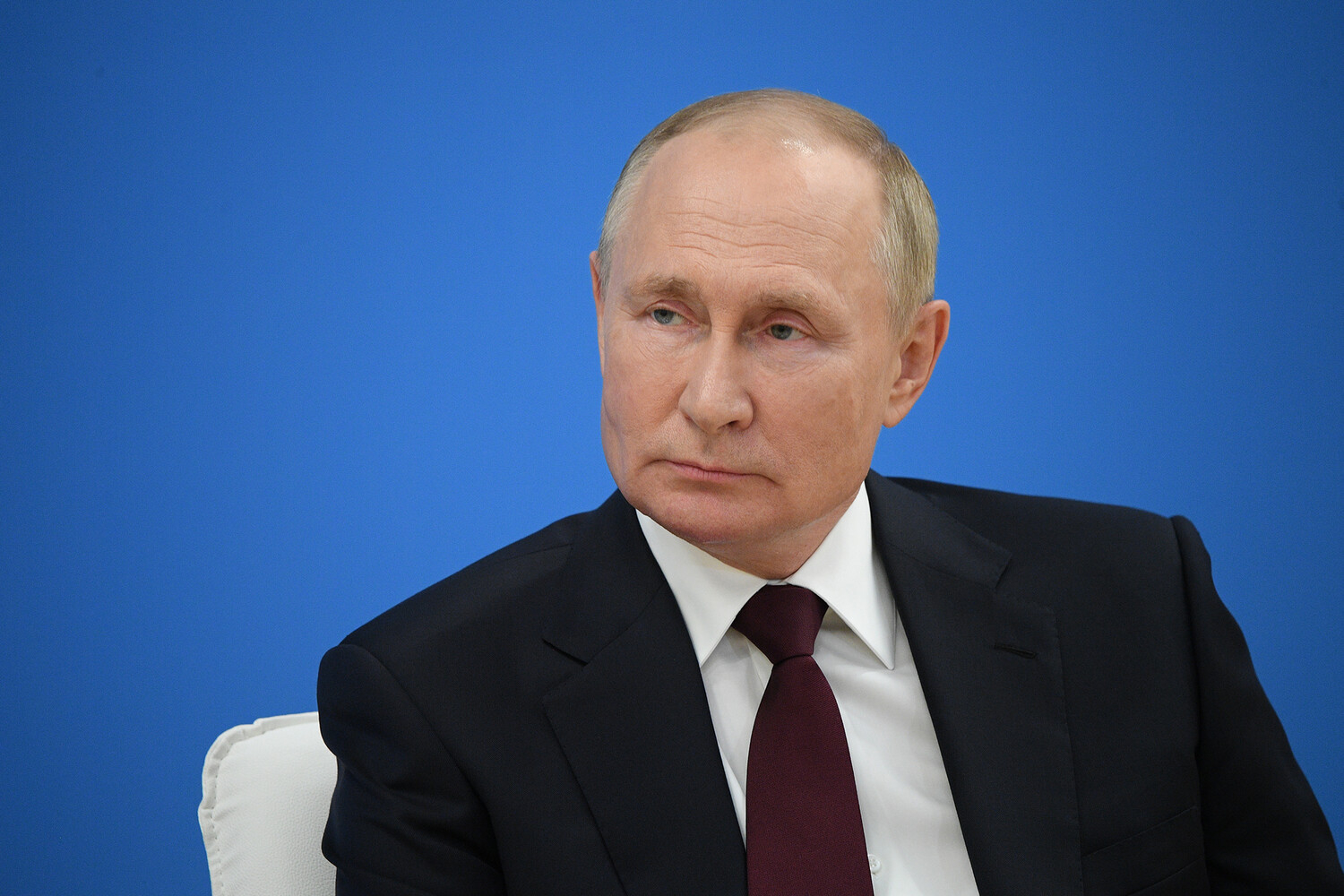 Путин заявил, что Запад готов превратить любую страну в эпицентр кризиса