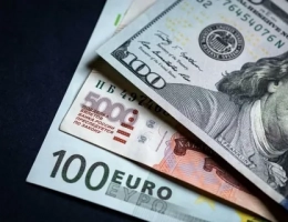 Курс доллара и евро на Мосбирже вырос
